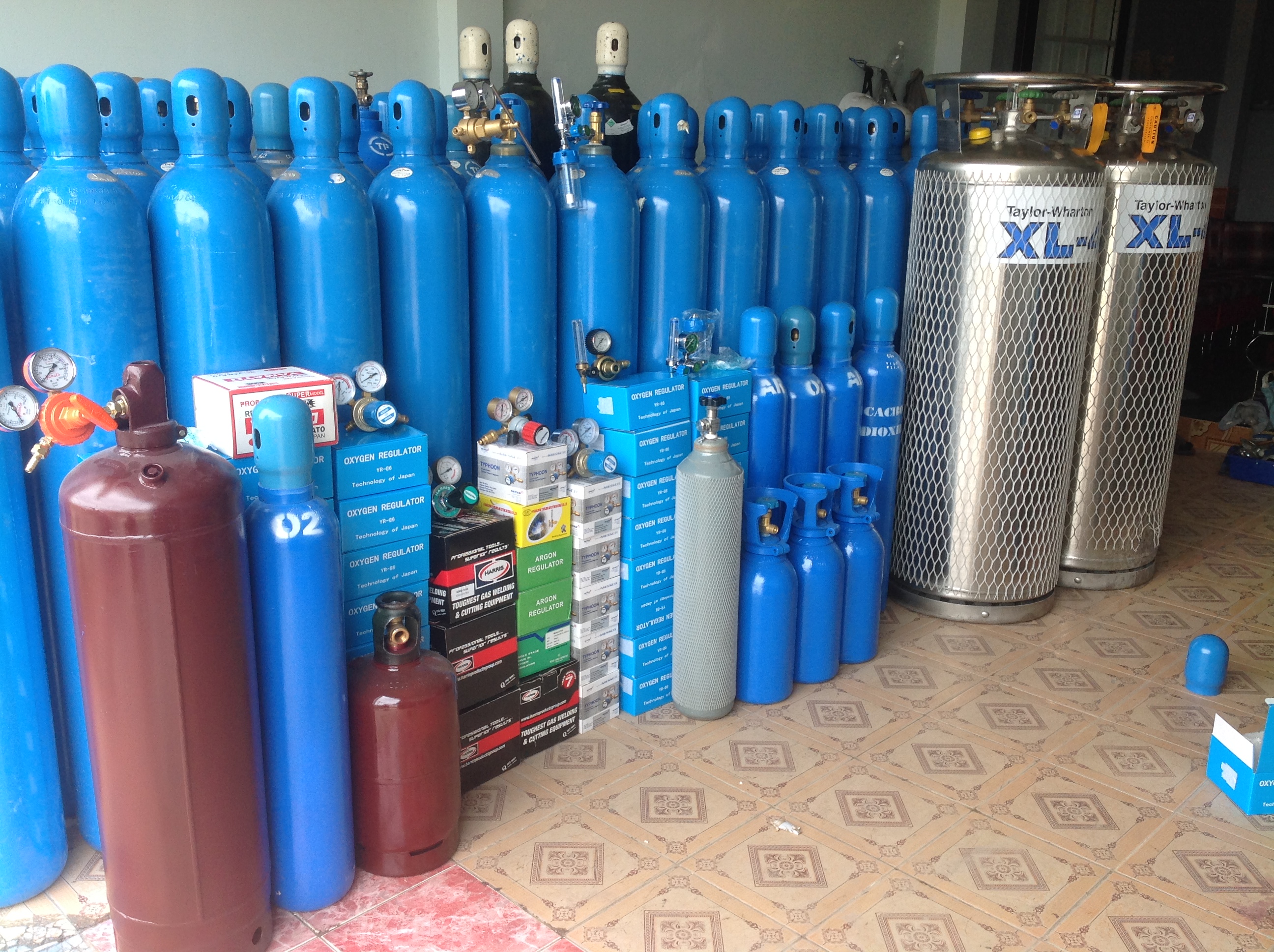 Mua bán vỏ chai chứa khí oxy tại tphcm