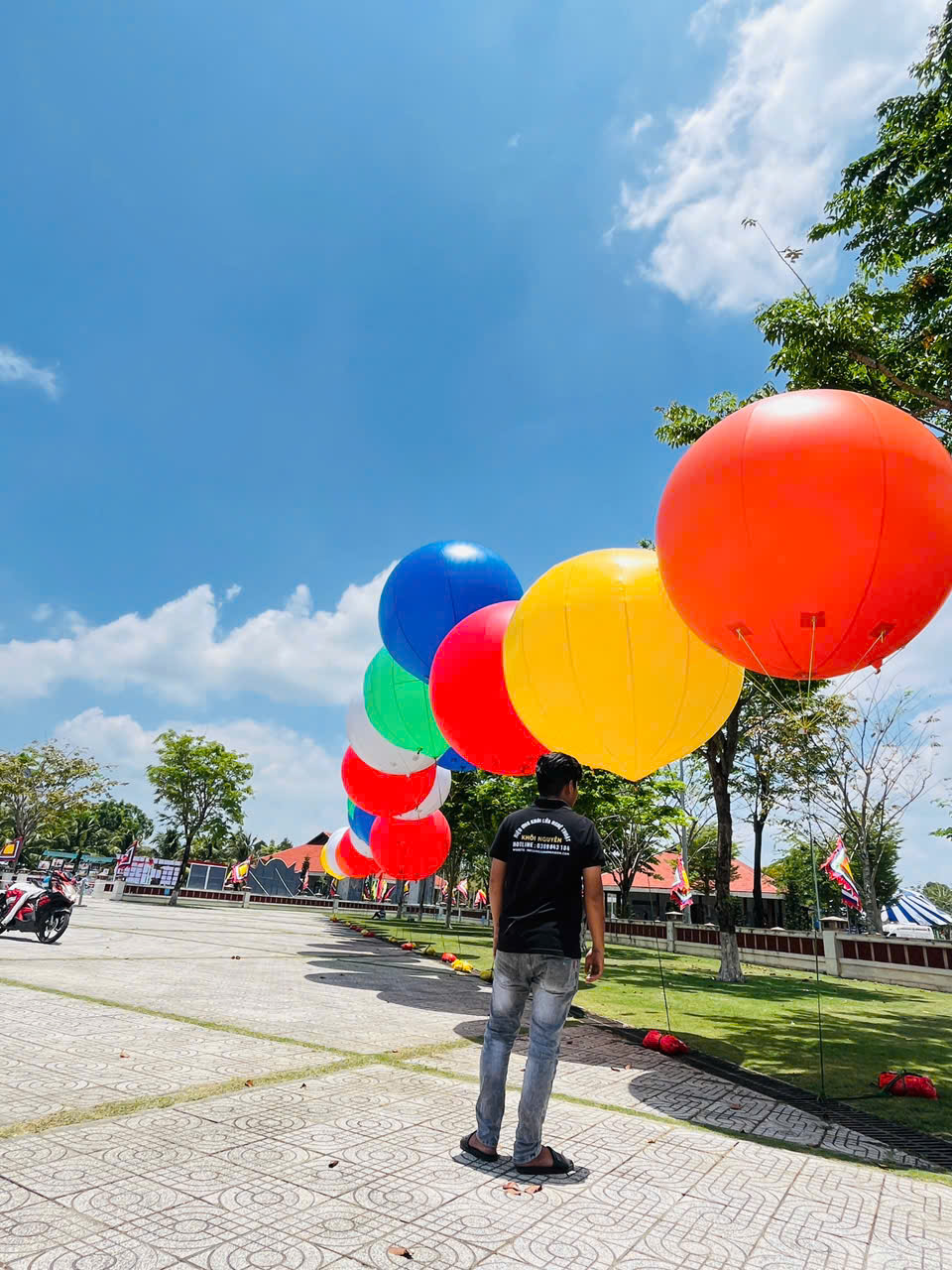 Bóng bay khinh khí cầu quảng cáo sự kiện