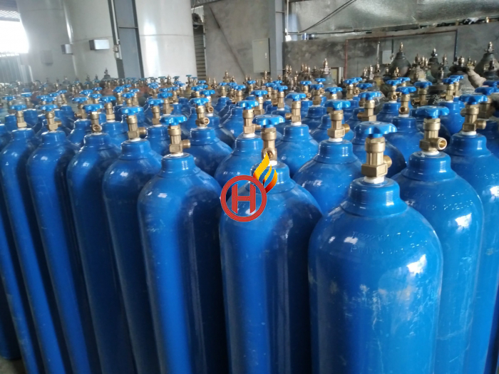 Đổi bình khí Argon